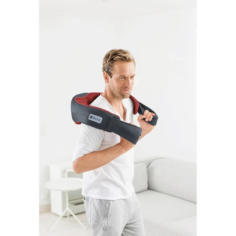 Masajeador Shiatsu 3D con 8 cabezales, 3 niveles de intensidad y funciones de luz y calor - Marca Beurer
